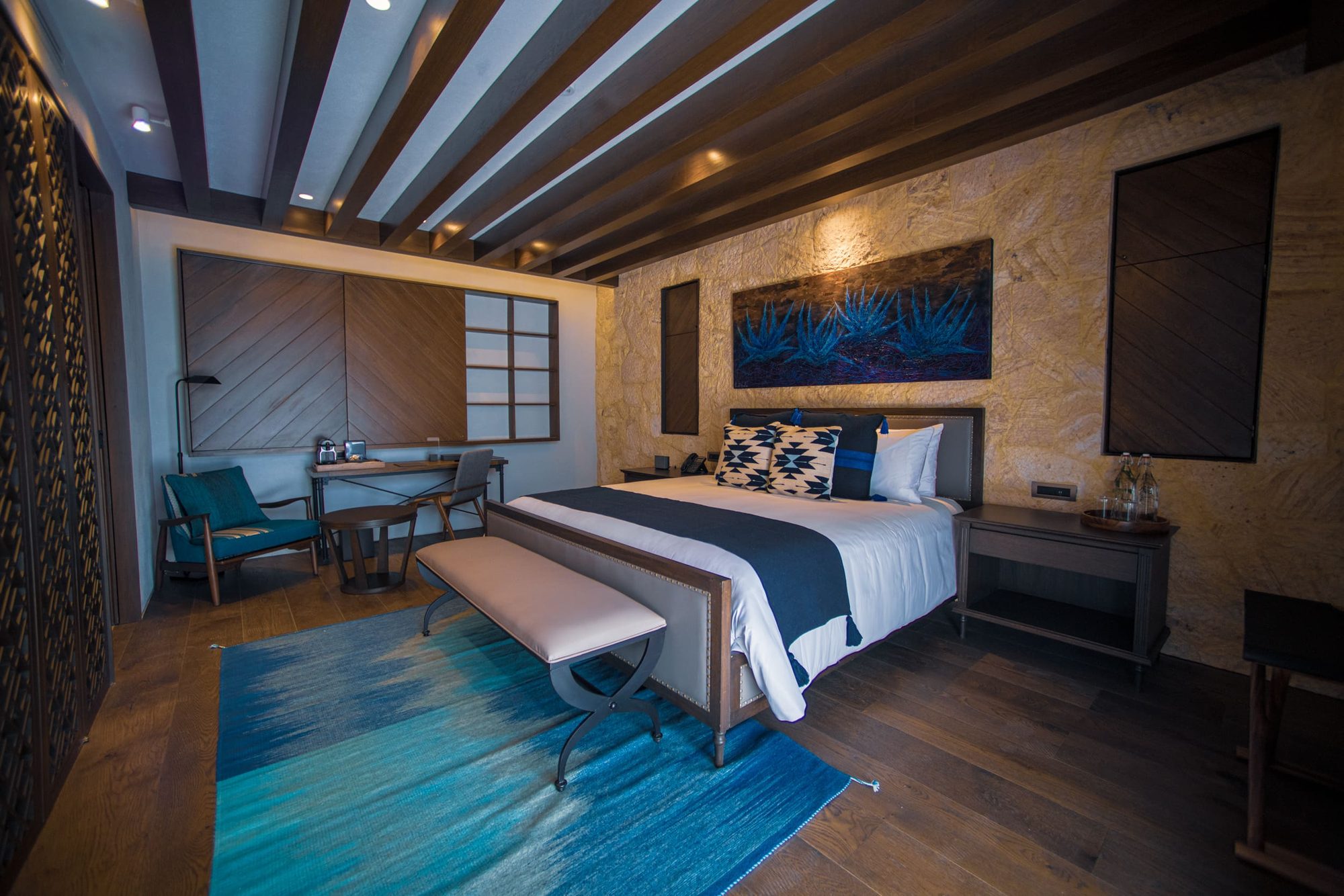 Suite 1